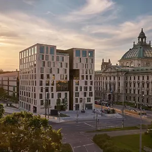 Koenigshof, A Luxury Collection Hotel, Отель Мюнхен